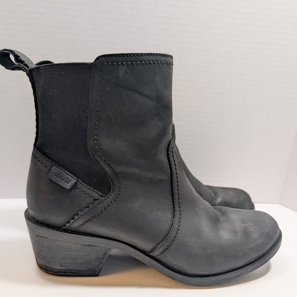 Teva Anaya Chelsea Boots Black Leather Waterproof Ankle Women Pull on size 8